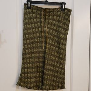 Green knee length skirt
